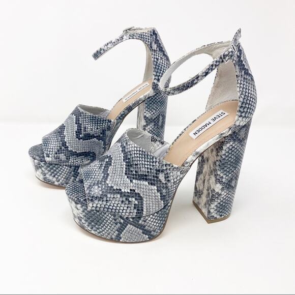 Steve Madden Womens Sassy Snakeskin Print Platform Heels Size 9 - Picture 1 of 10